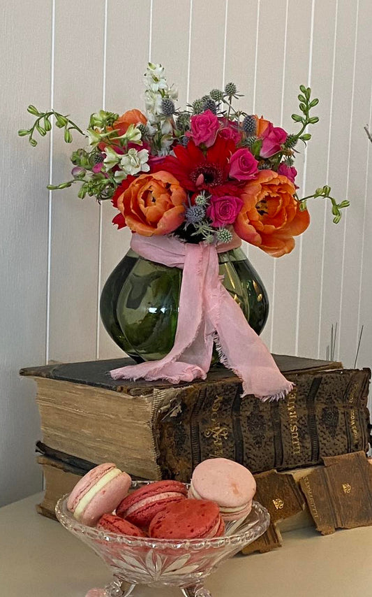 Love in a  Vase - with luxury J'amie les Macarons