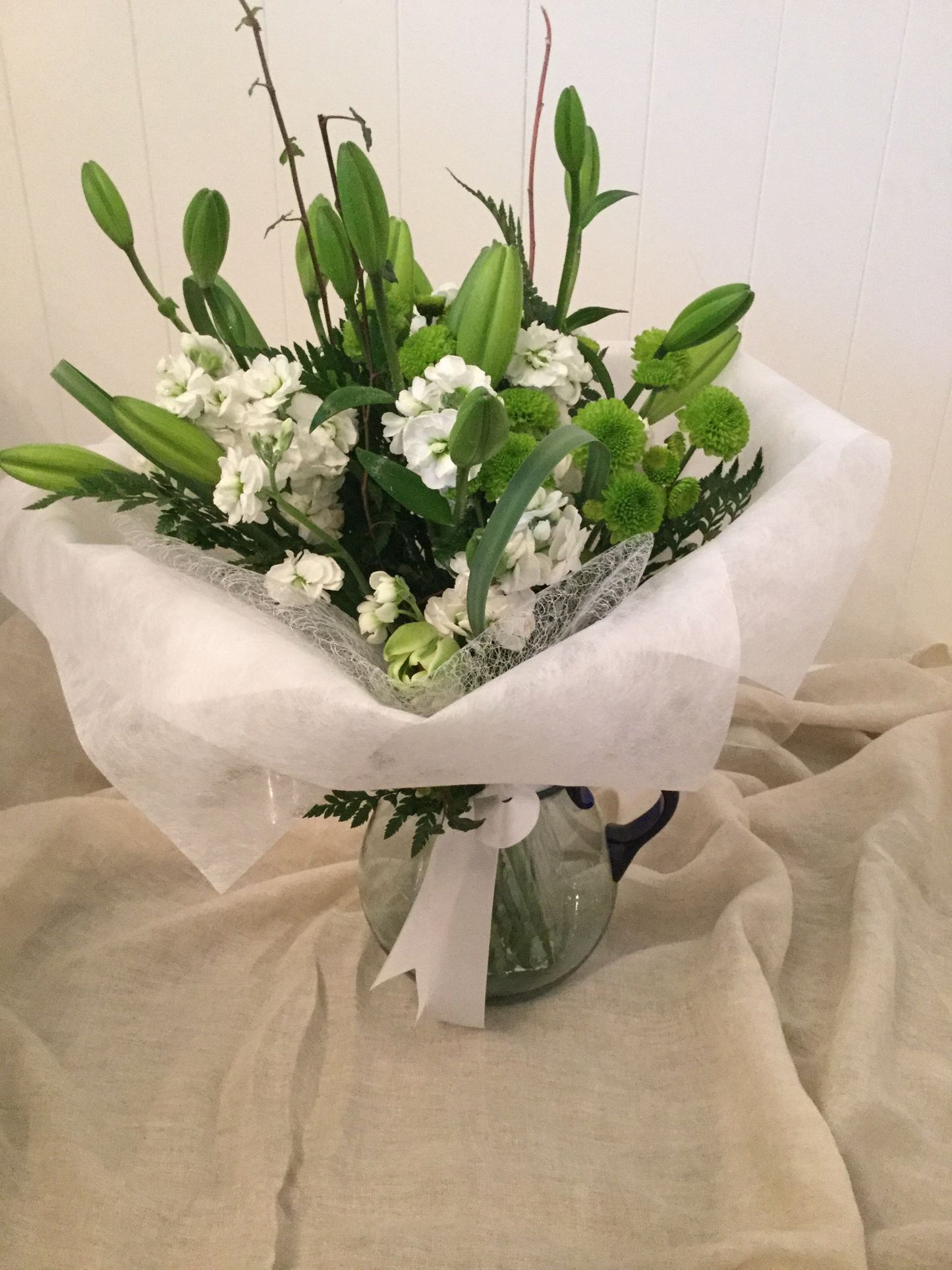 Fresh Flowers - Timeless Classic in Whites and Greens